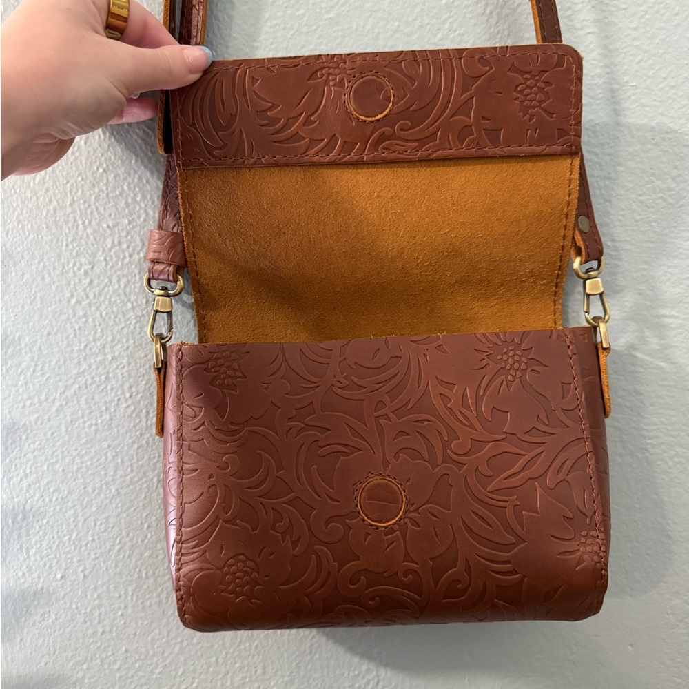 Portland Leather Goods mini metro crossbody - Picture 3 of 4